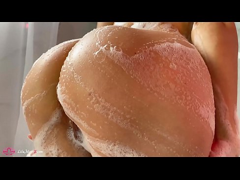 ❤️ Brunette dushda kuchli orgazm uchun vibrator bilan mushukni onanizm qiladi Sluts bizda uz.chancel.top ❌️❤